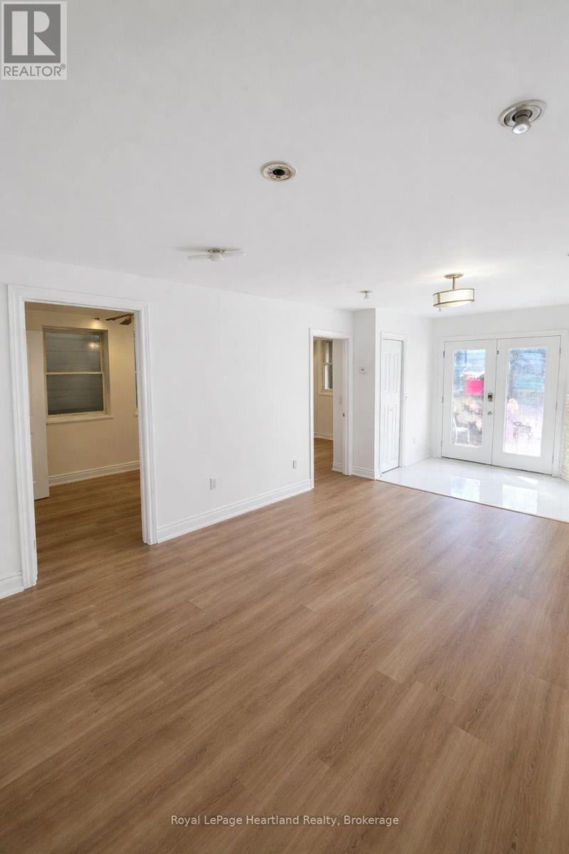 84 Albert Street Property Photo 9
