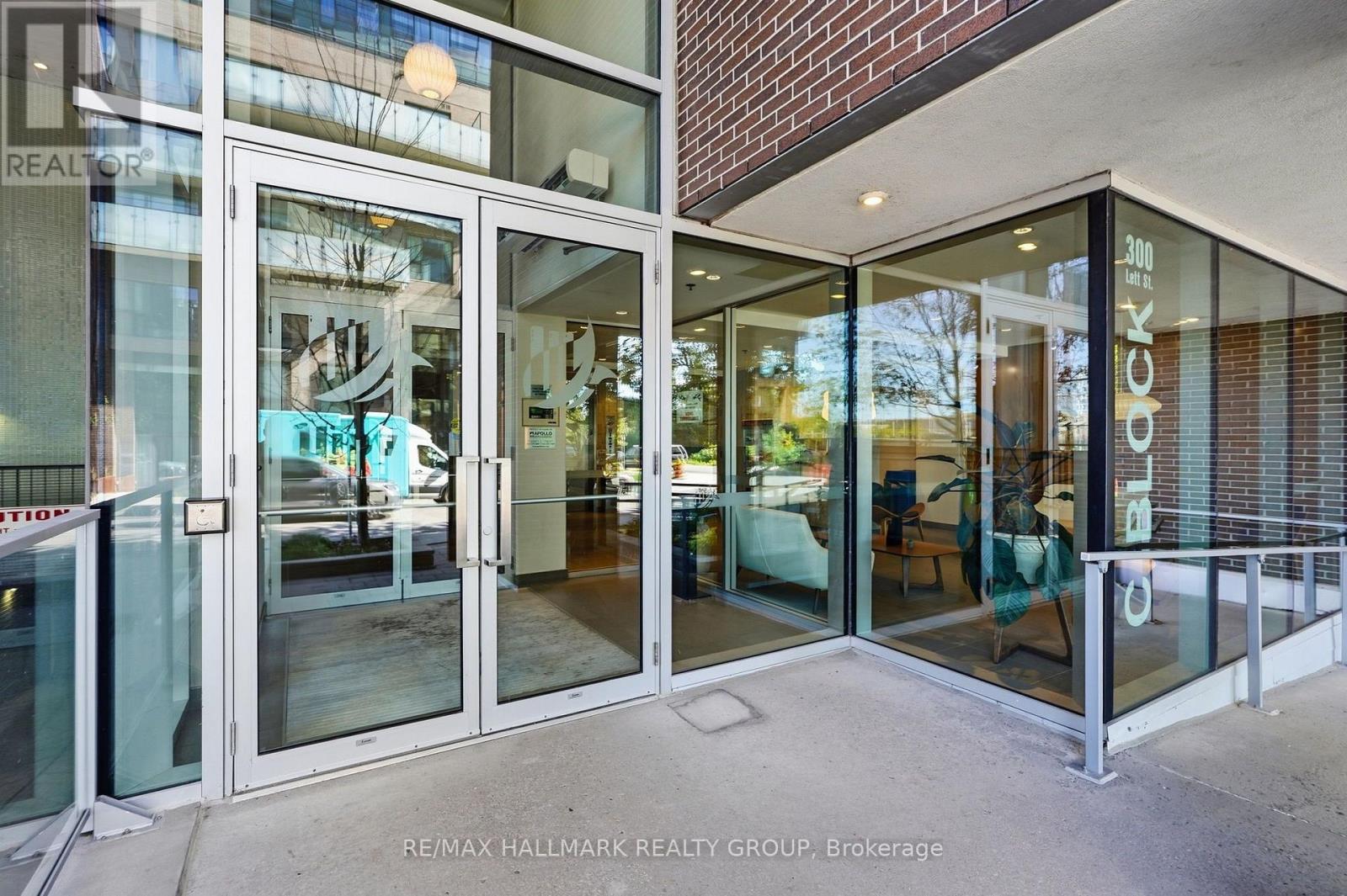 324 - 300c Lett Street Property Photo 2