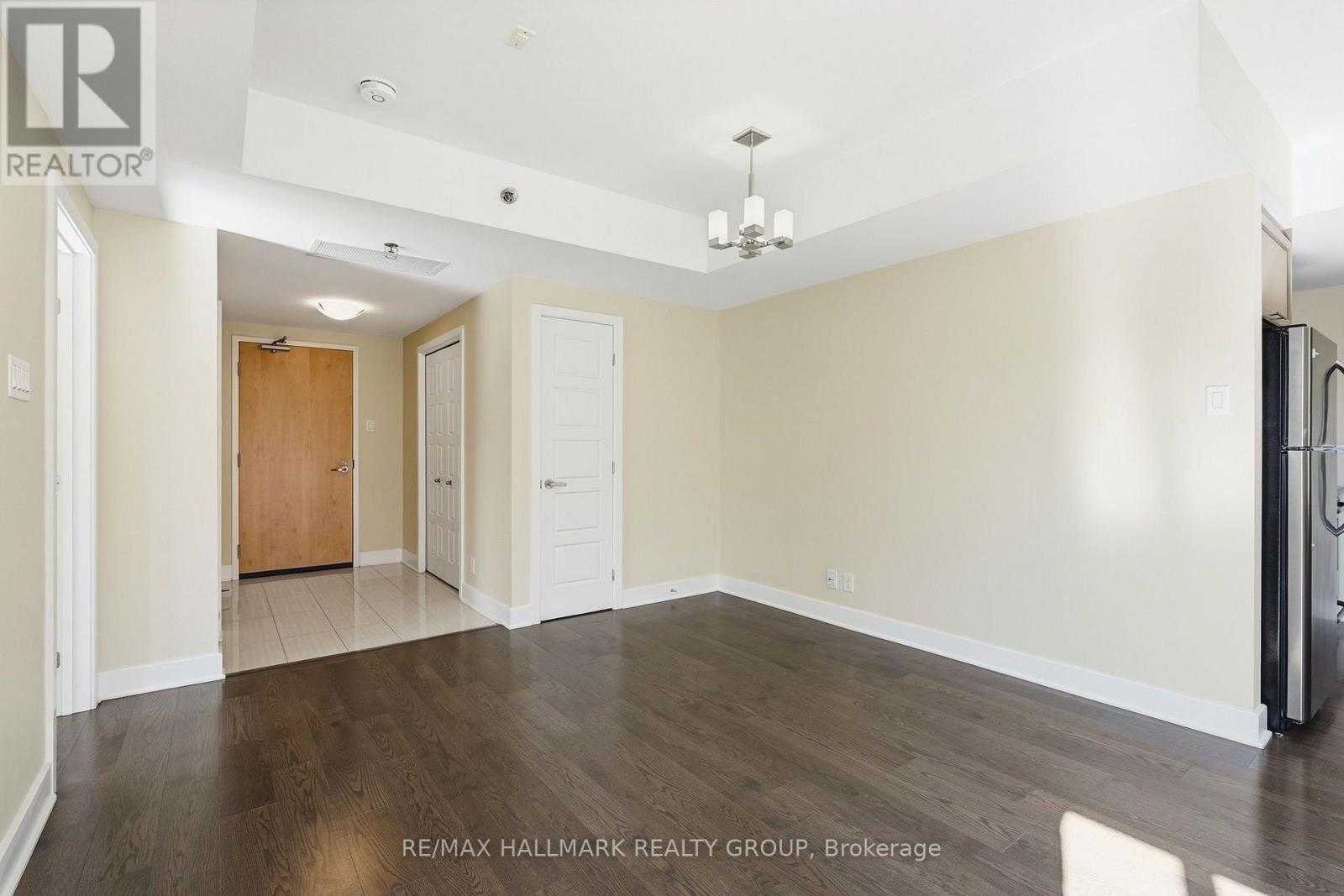 324 - 300c Lett Street Property Photo 9