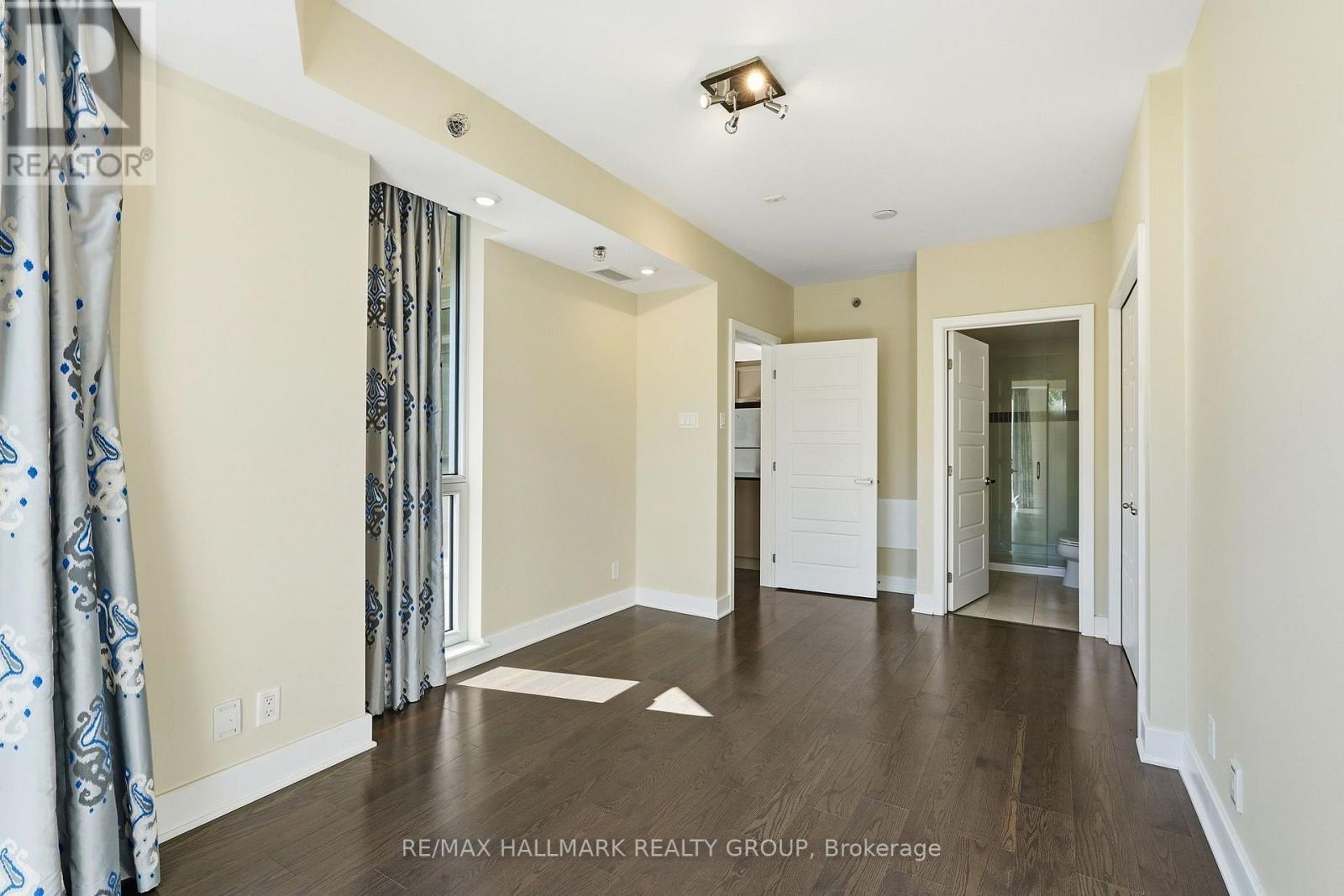 324 - 300c Lett Street Property Photo 20