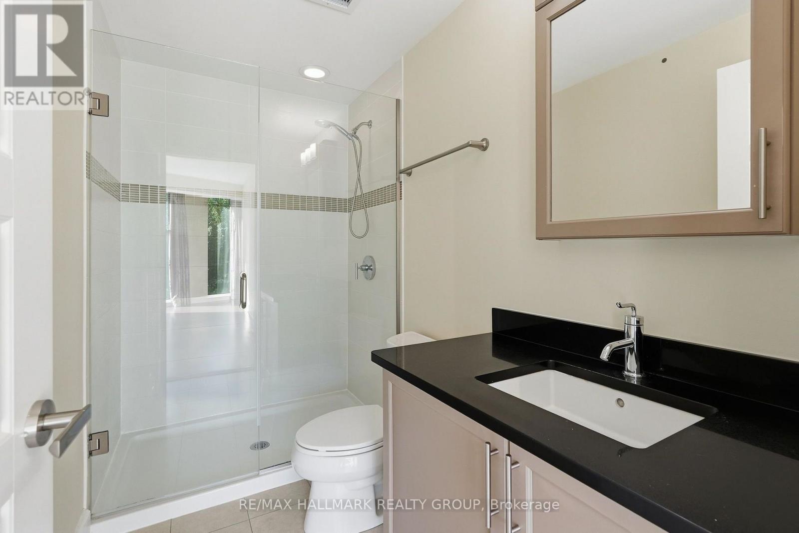 324 - 300c Lett Street Property Photo 21