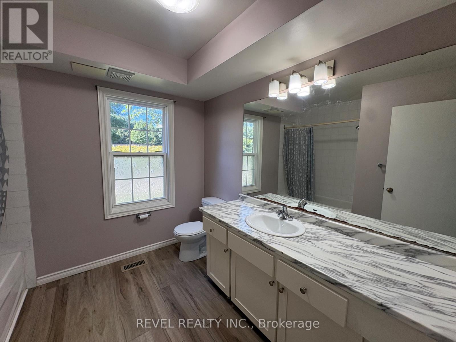 247154 5 Side Road Property Photo 9