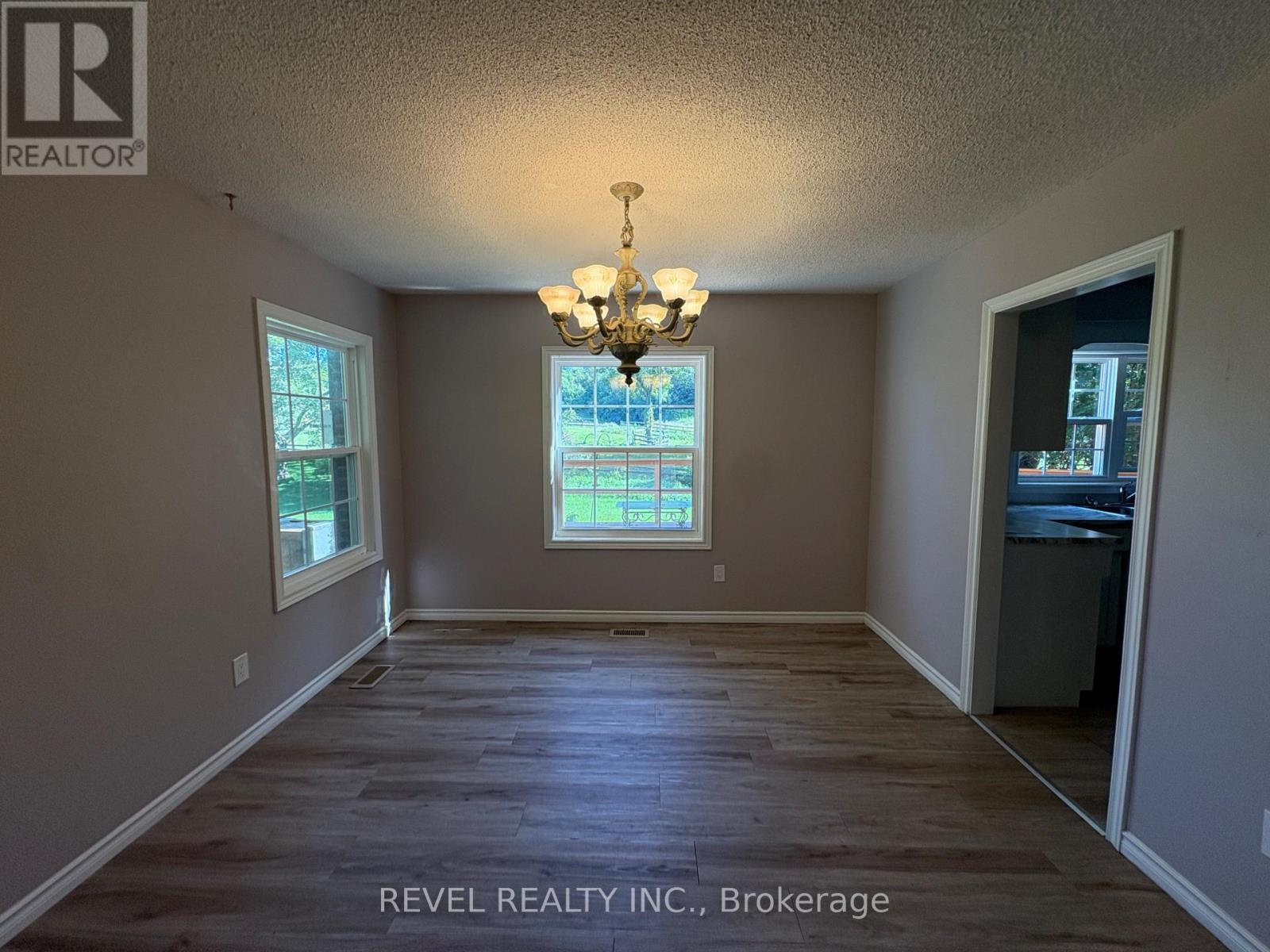 247154 5 Side Road Property Photo 20