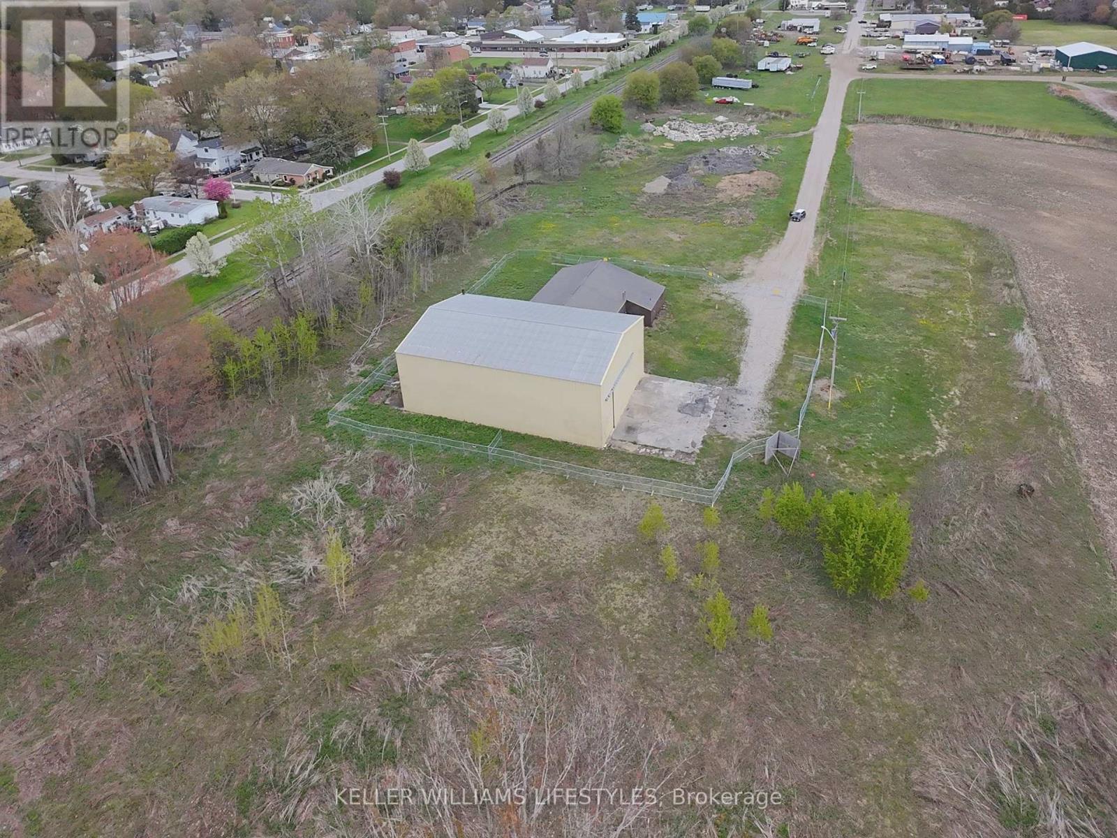 238 Macewan Street Property Photo 5