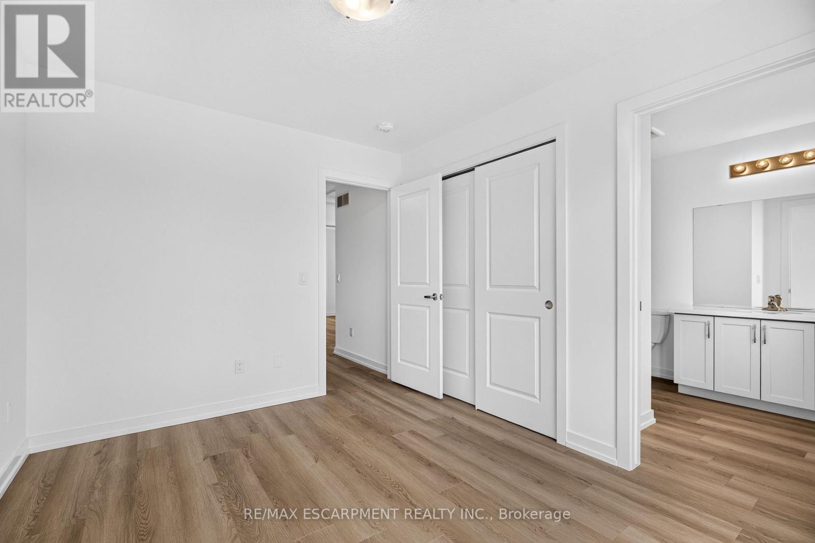 55 Great Falls Boulevard Property Photo 31