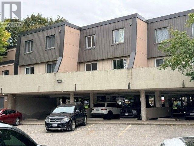 263 - 40 Tannery Street E Property Photo 2