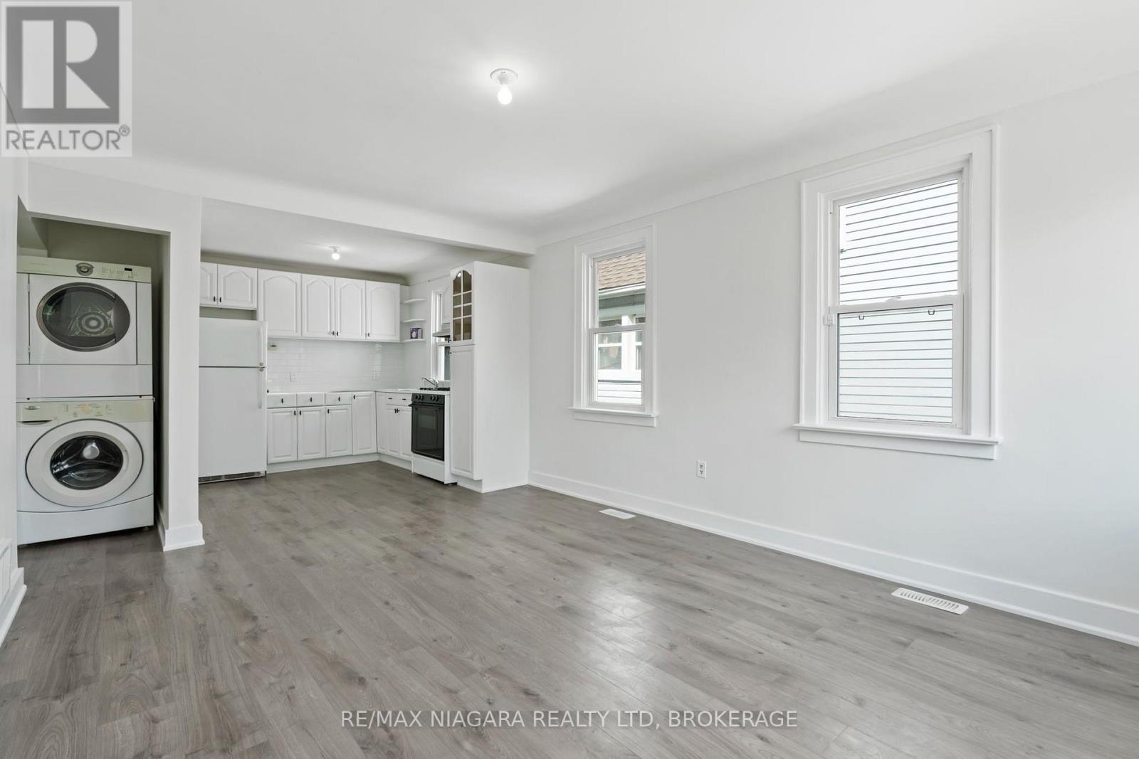 (main Level) - 9 Prince Street Property Photo 1