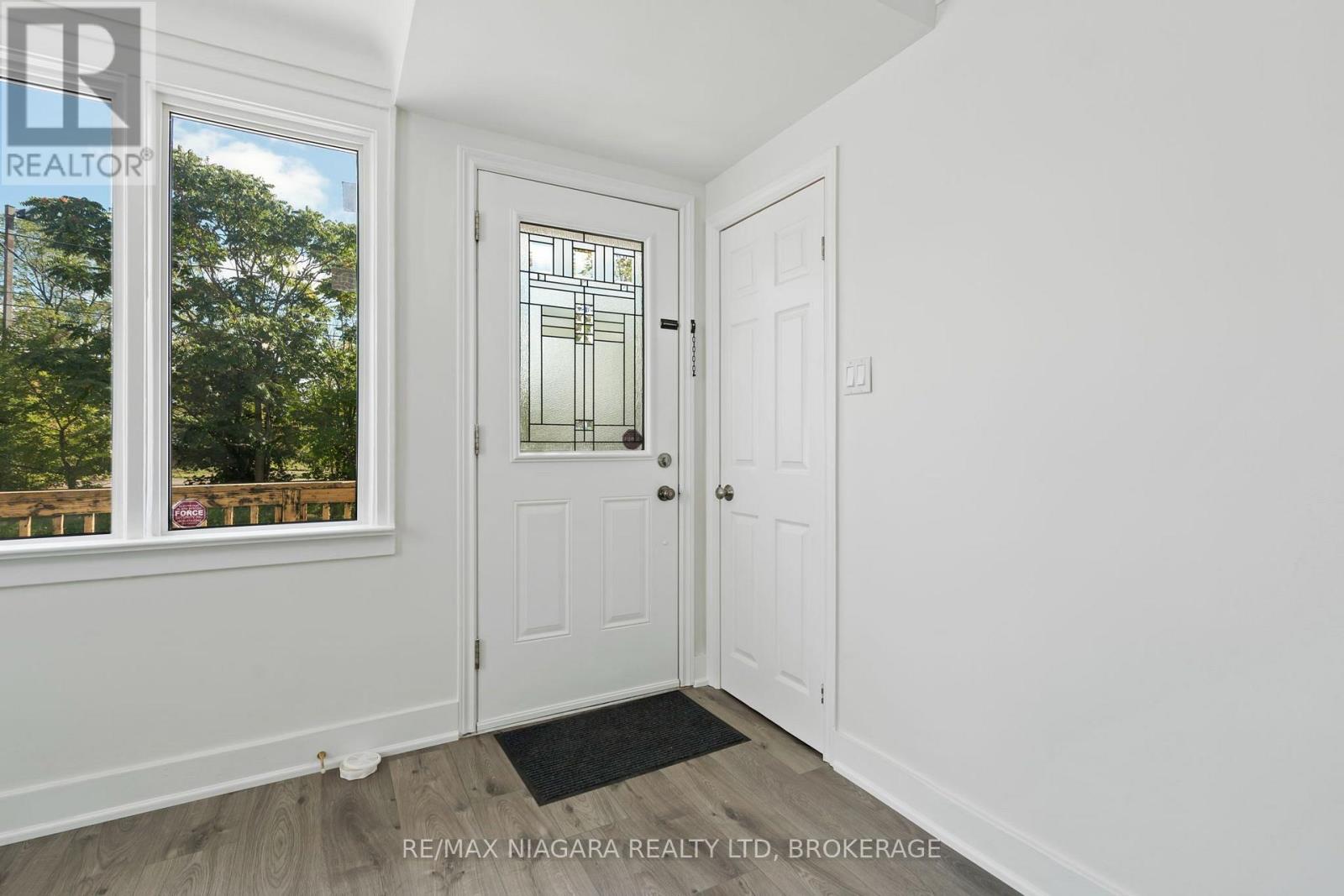 (main Level) - 9 Prince Street Property Photo 3