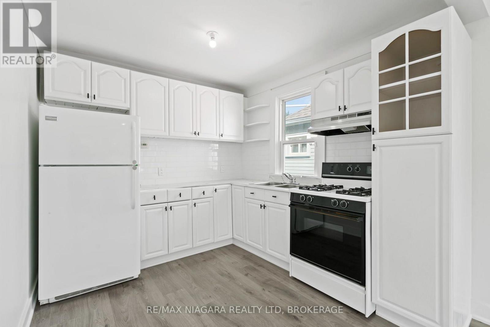 (main Level) - 9 Prince Street Property Photo 4