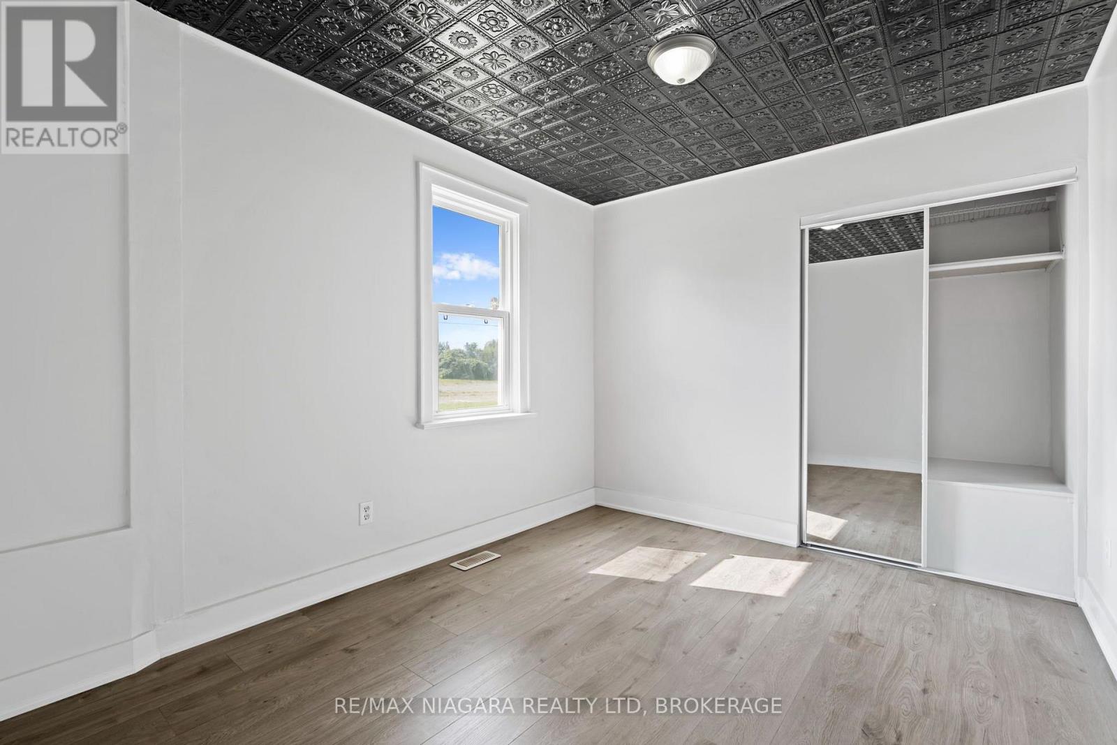 (main Level) - 9 Prince Street Property Photo 9