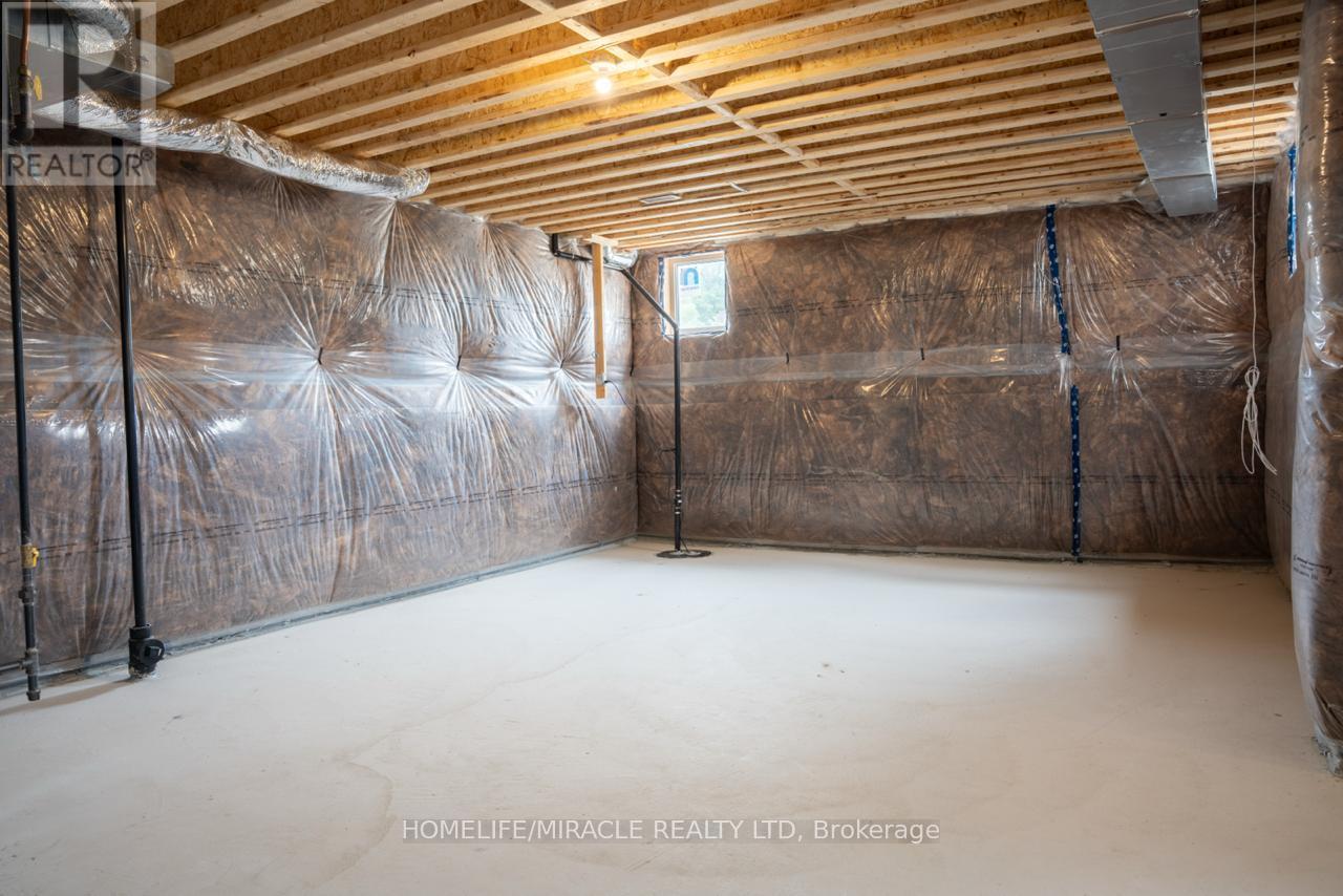 166 Bendemere Road Property Photo 32
