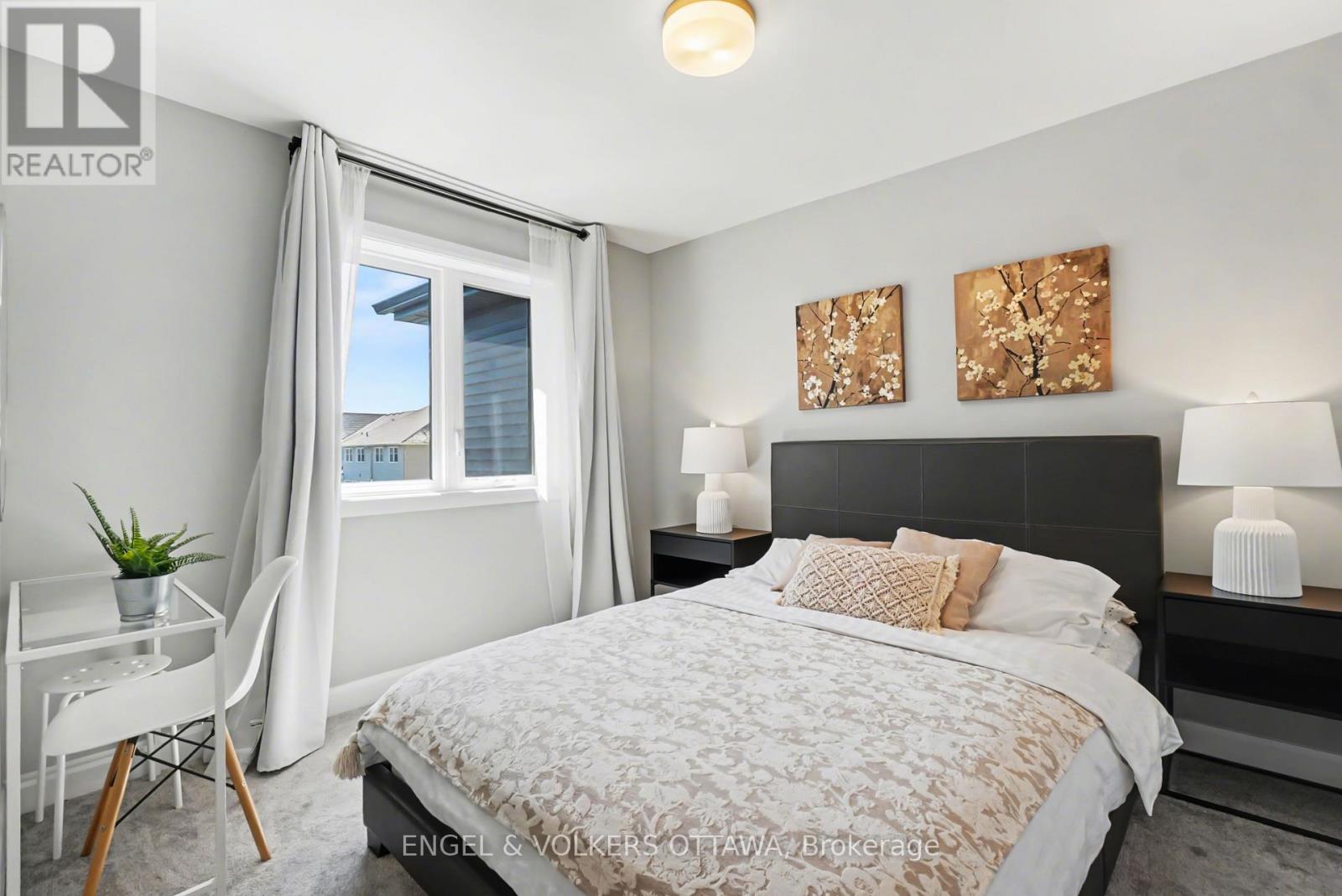 57 Mandevilla Crescent Property Photo 24