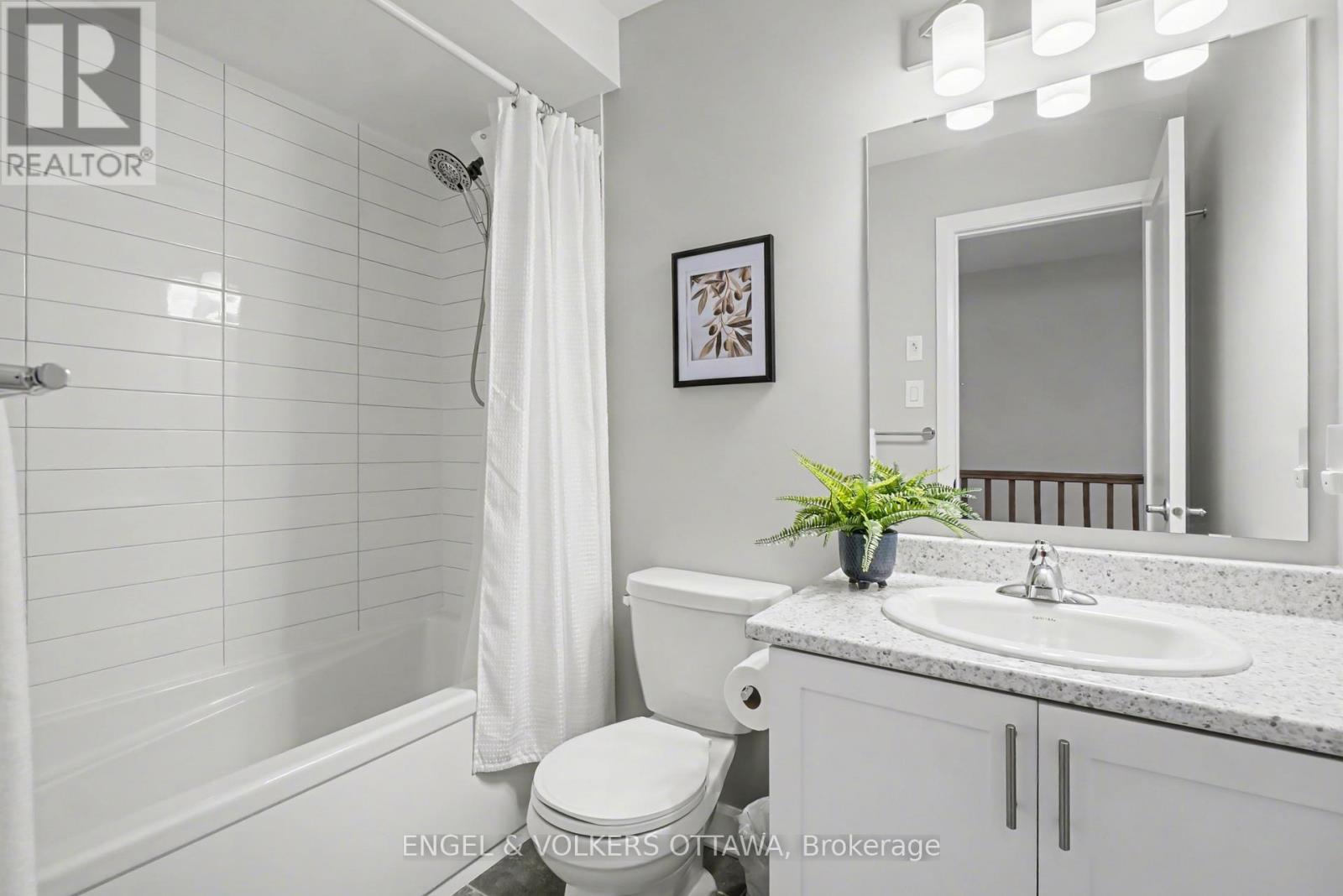 57 Mandevilla Crescent Property Photo 27