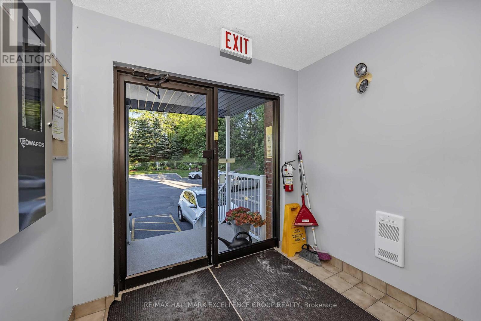 4a - 216 Edwards Street Property Photo 6