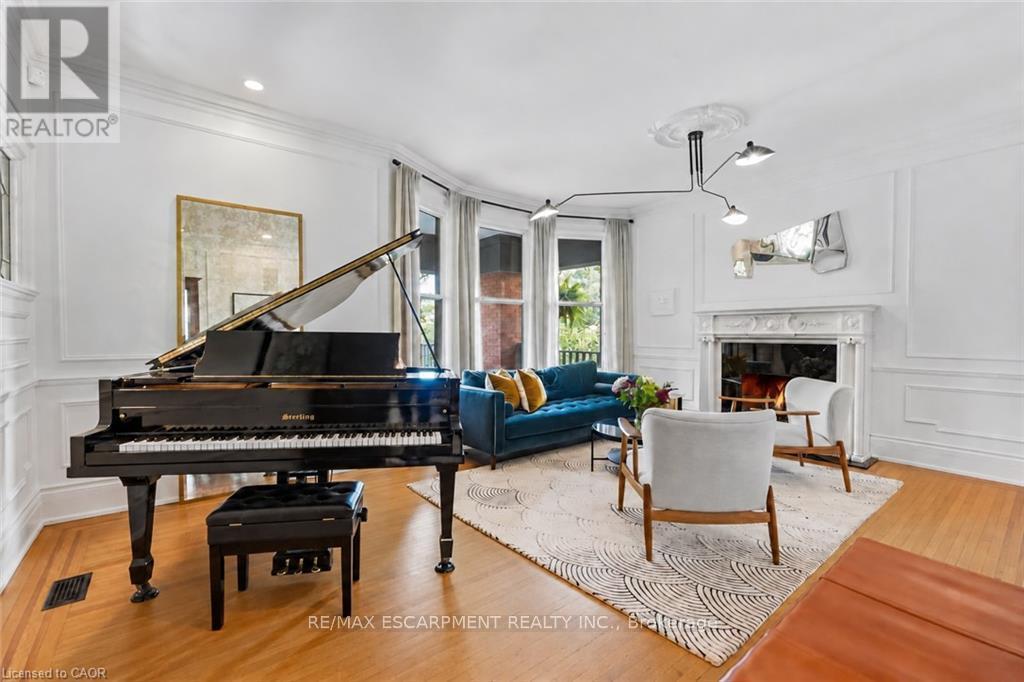 2 Freeman Place Property Photo 7