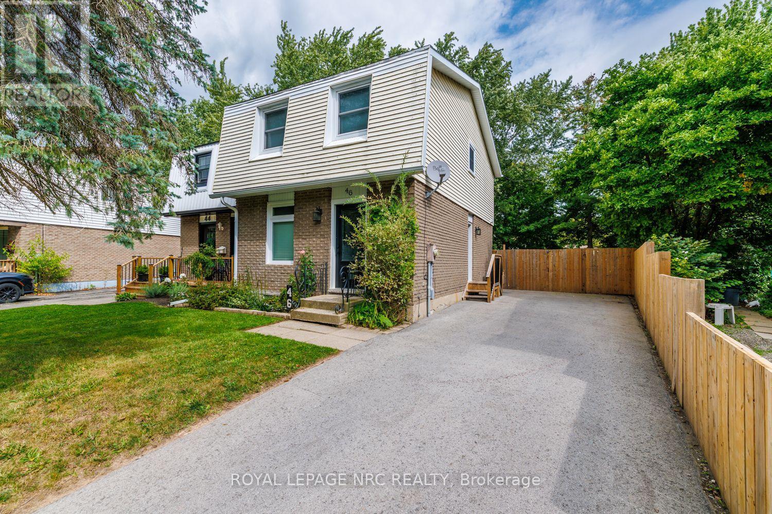 46 GRAYSTONE CRESCENT