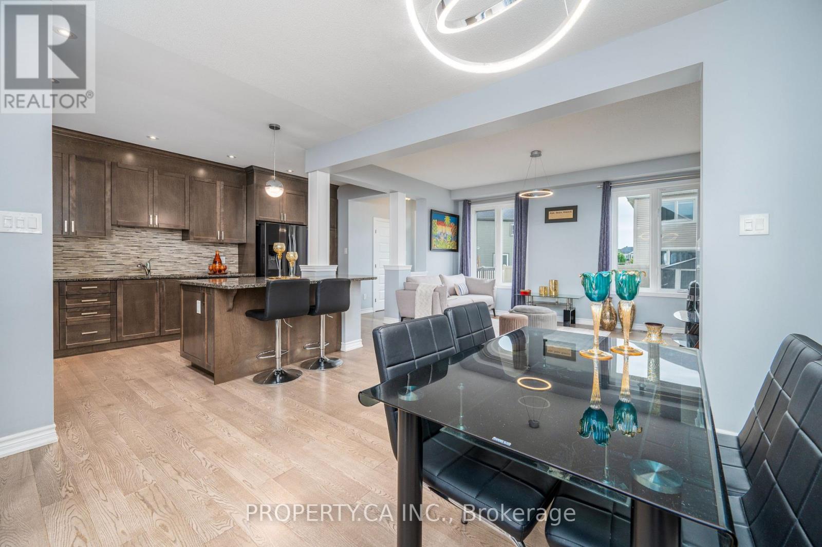 125 Sweetvalley Drive Property Photo 8