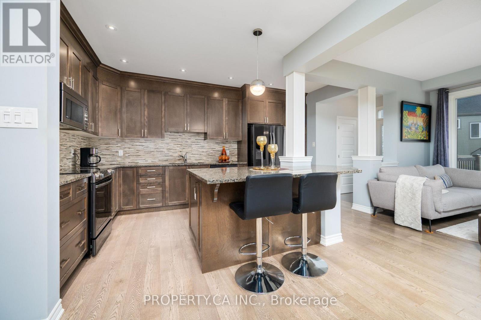 125 Sweetvalley Drive Property Photo 11