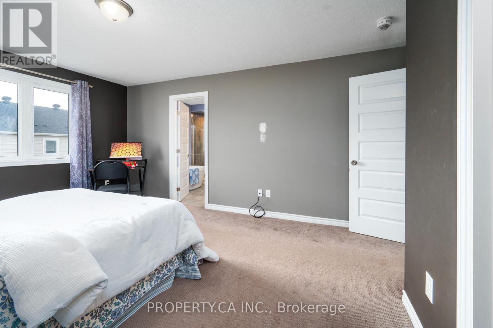 125 Sweetvalley Drive Property Photo 29