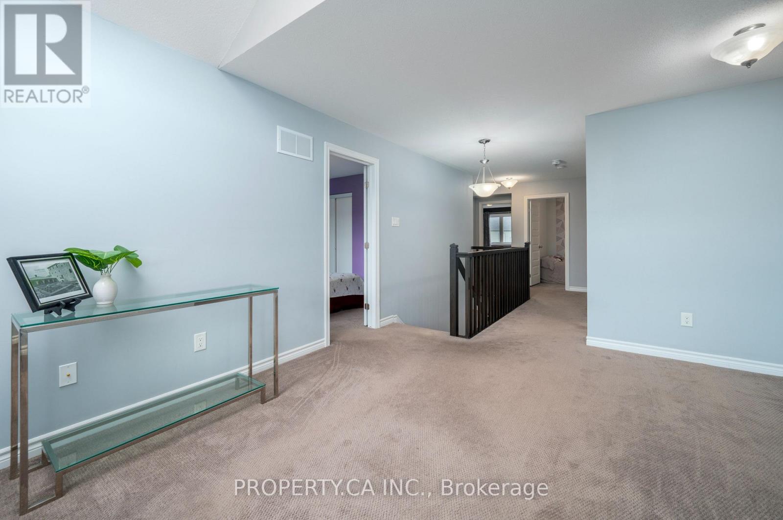 125 Sweetvalley Drive Property Photo 35