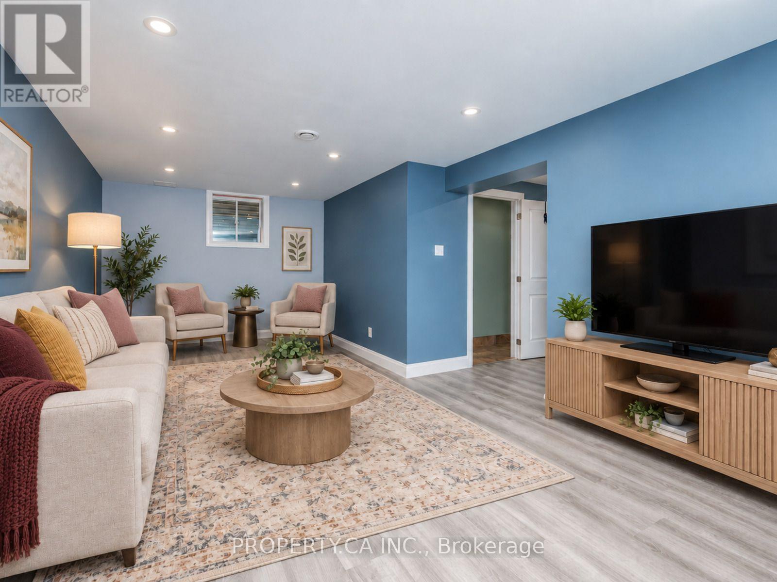 125 Sweetvalley Drive Property Photo 37
