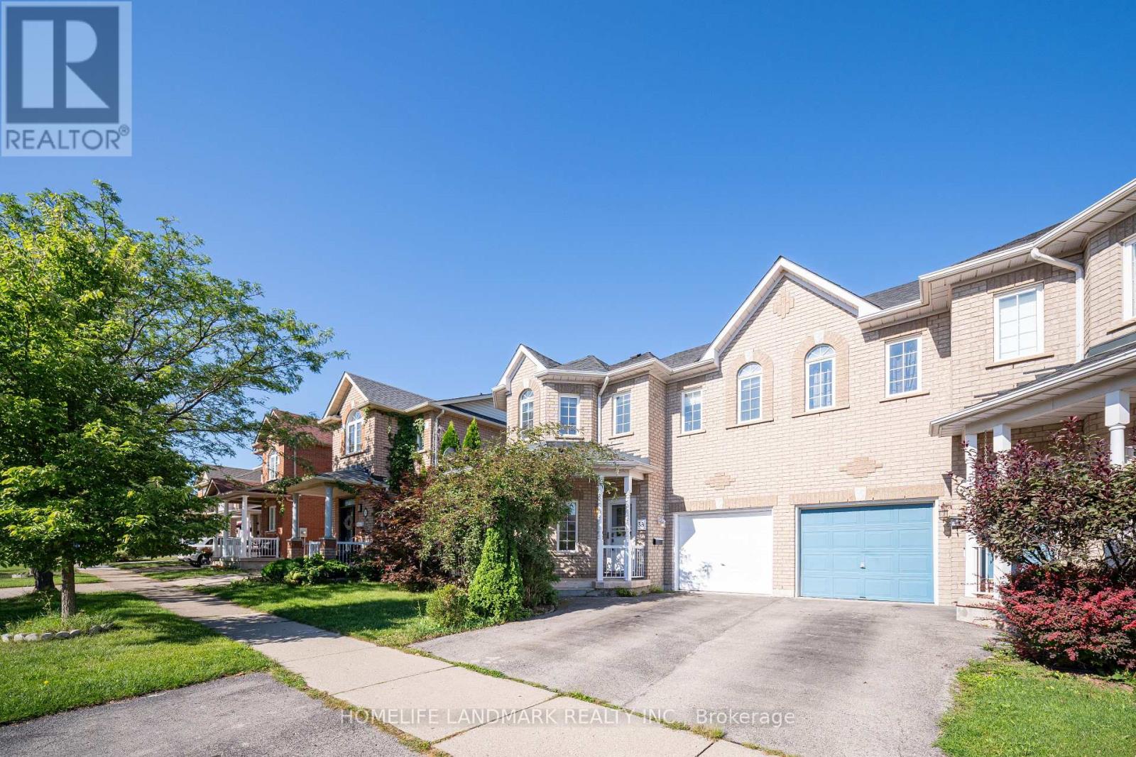 33 Titan Drive Property Photo 2