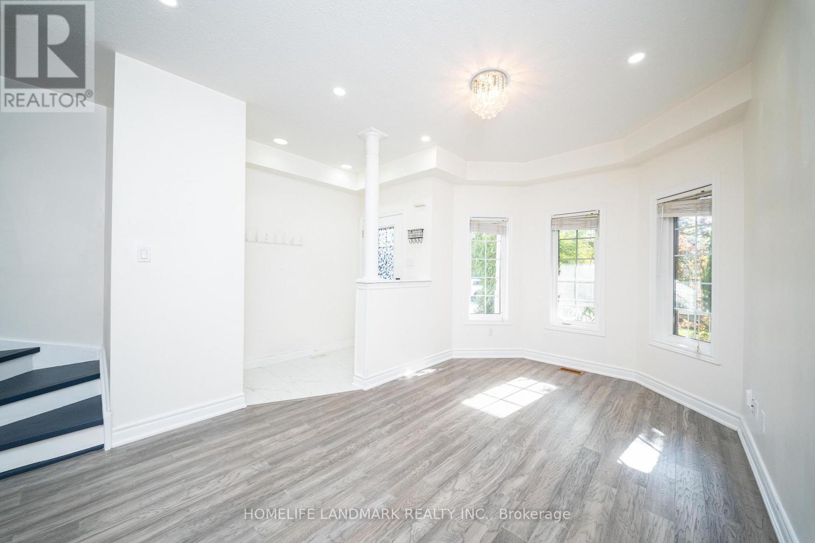 33 Titan Drive Property Photo 7