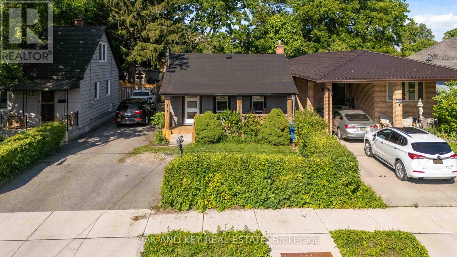 431 Burdick Place Property Photo 1