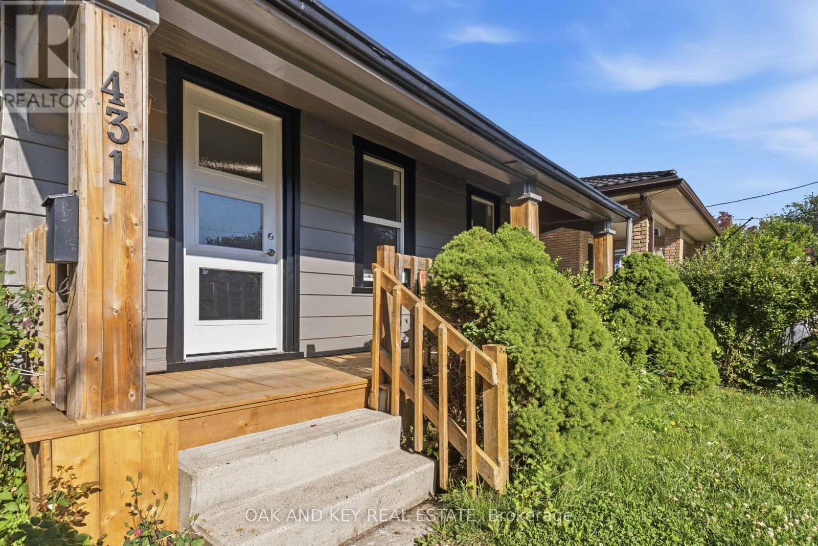 431 Burdick Place Property Photo 6