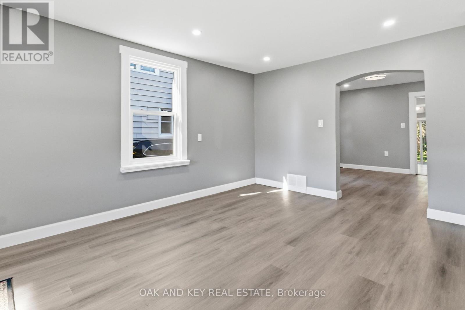 431 Burdick Place Property Photo 12