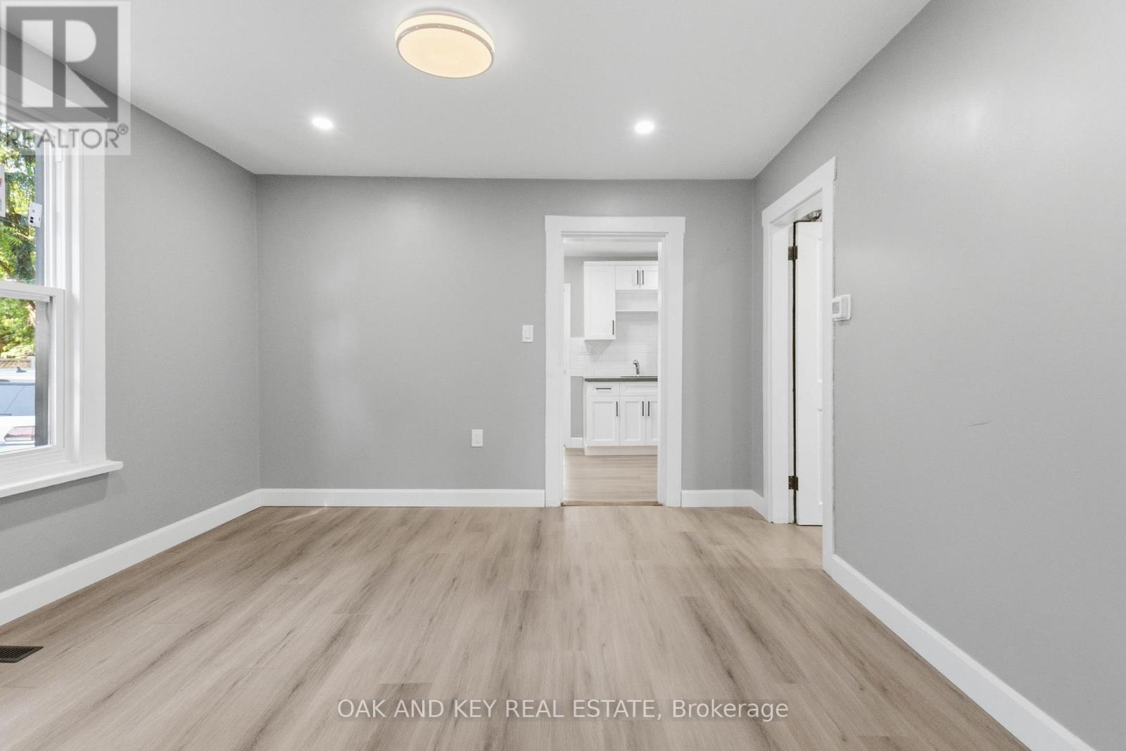 431 Burdick Place Property Photo 14