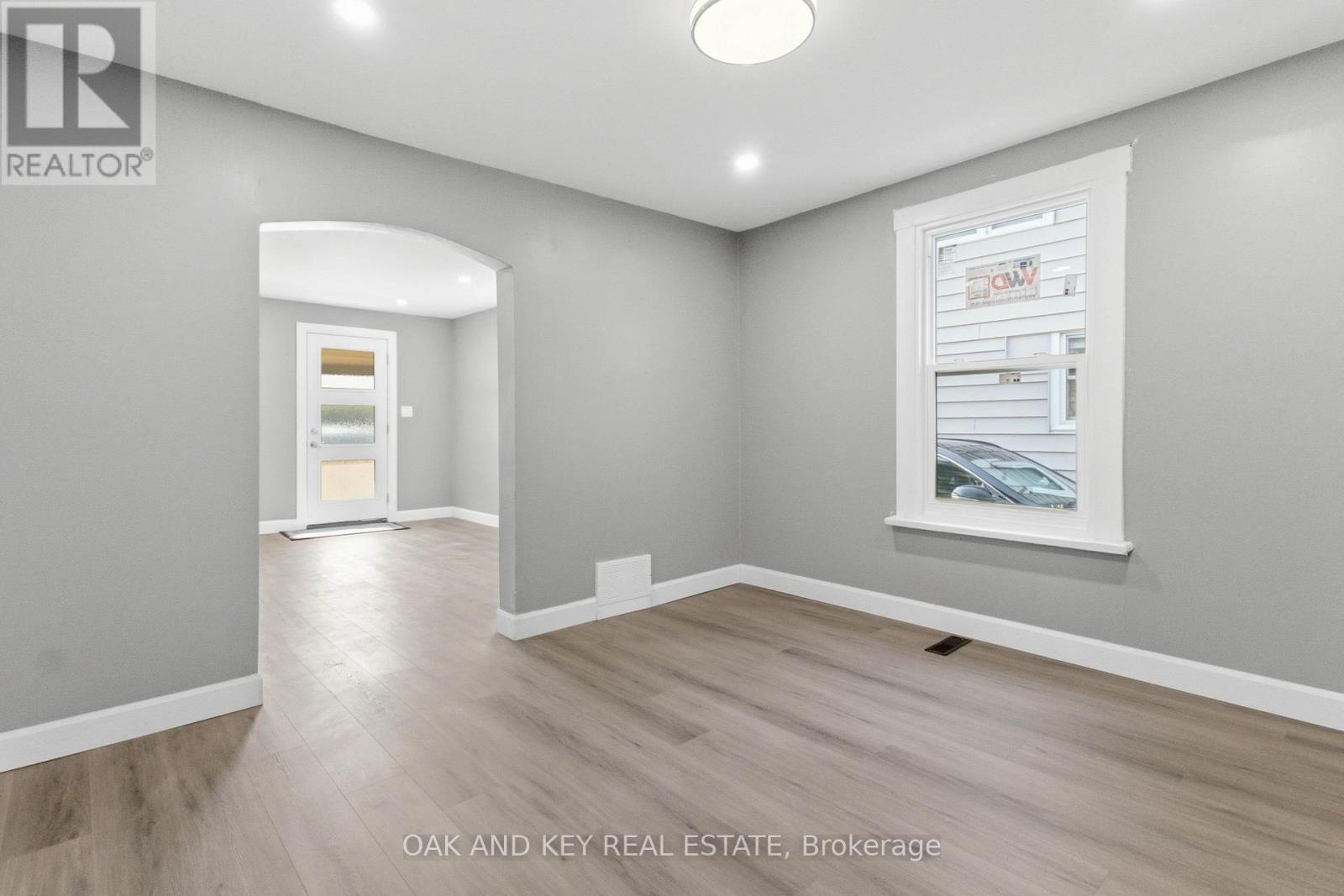 431 Burdick Place Property Photo 17