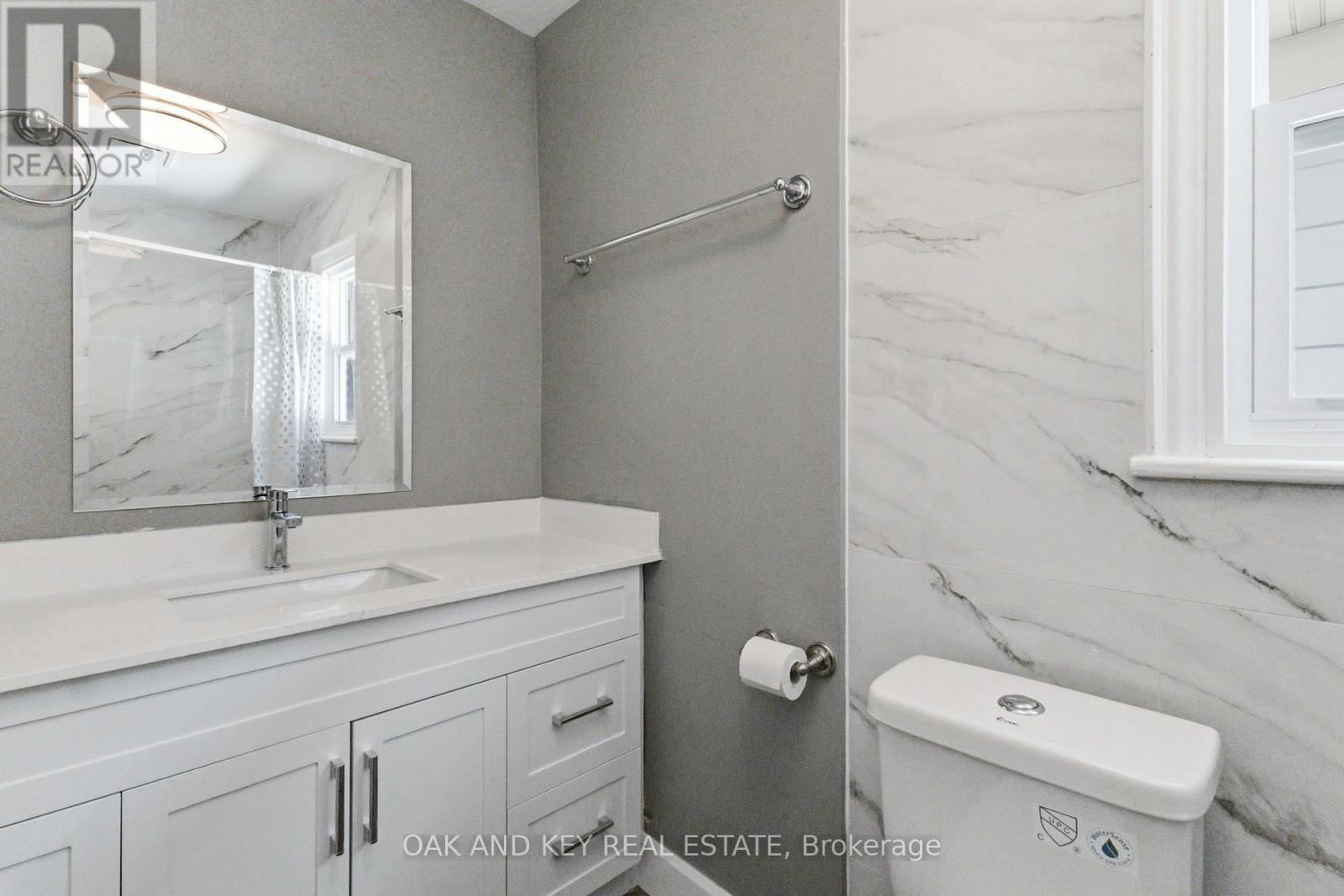 431 Burdick Place Property Photo 24