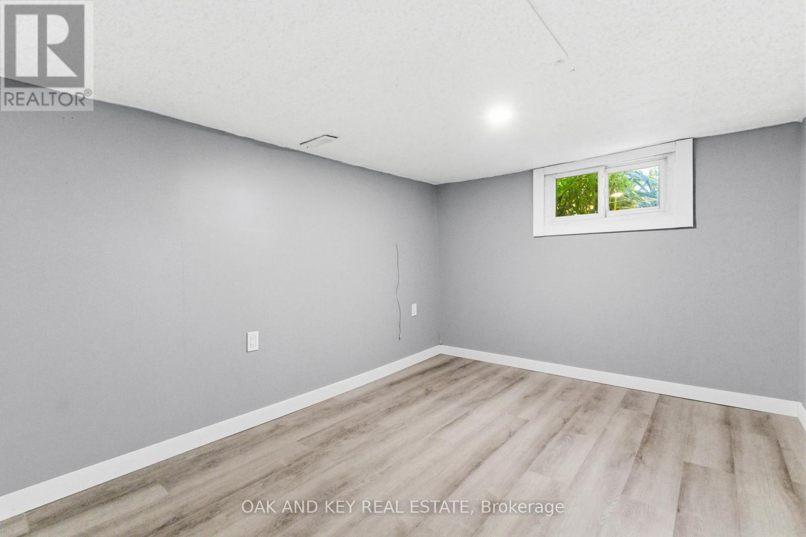 431 Burdick Place Property Photo 31