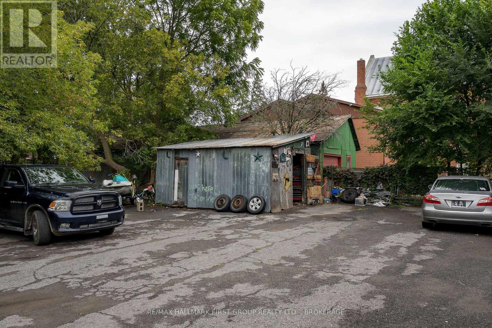 49/51 Bridge Street W Property Photo 19