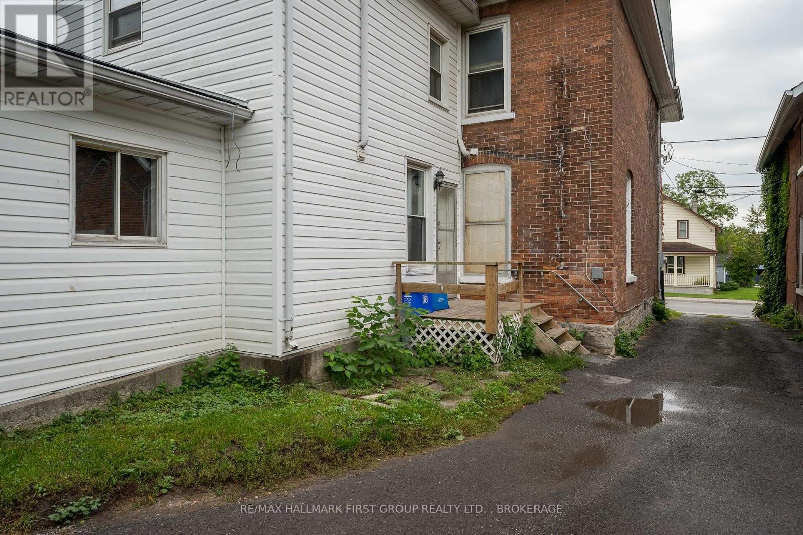 49/51 Bridge Street W Property Photo 21