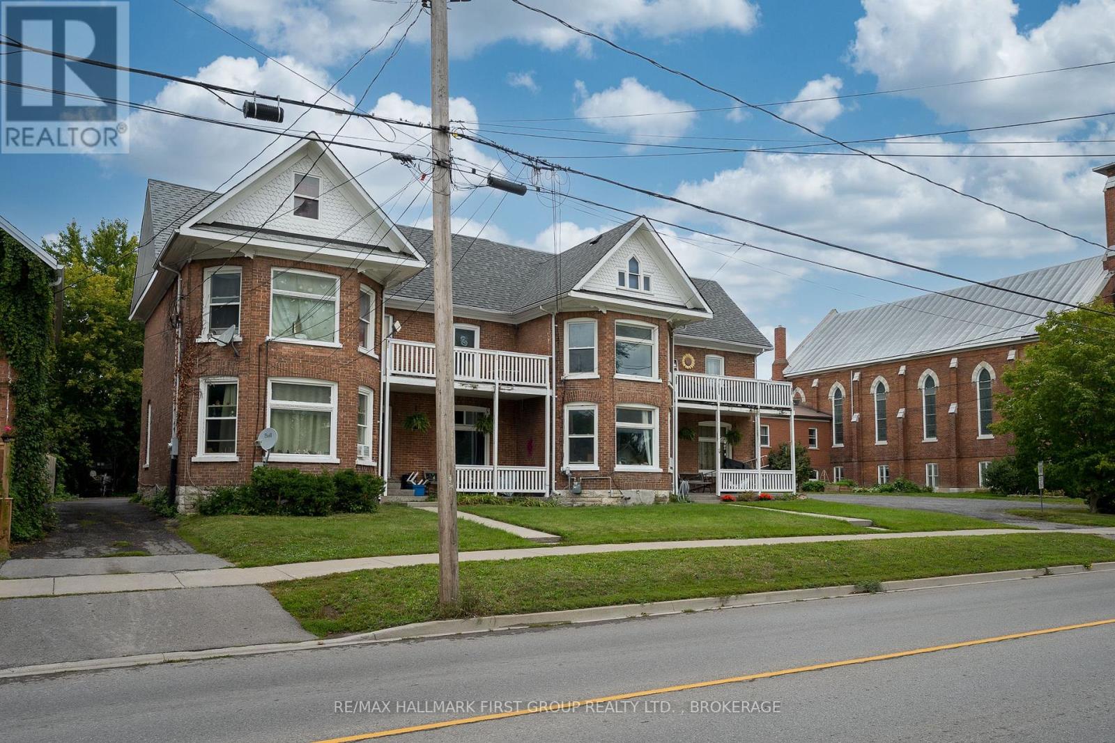 49/51 Bridge Street W Property Photo 24