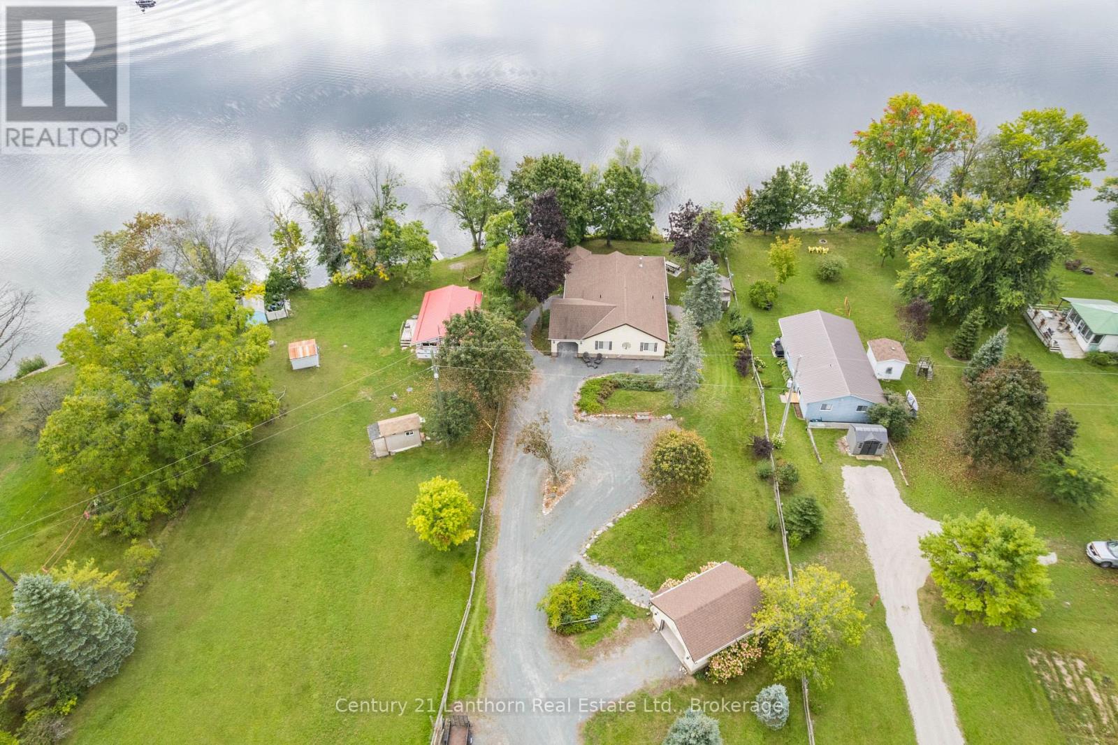 537 Catchmore Road Property Photo 38