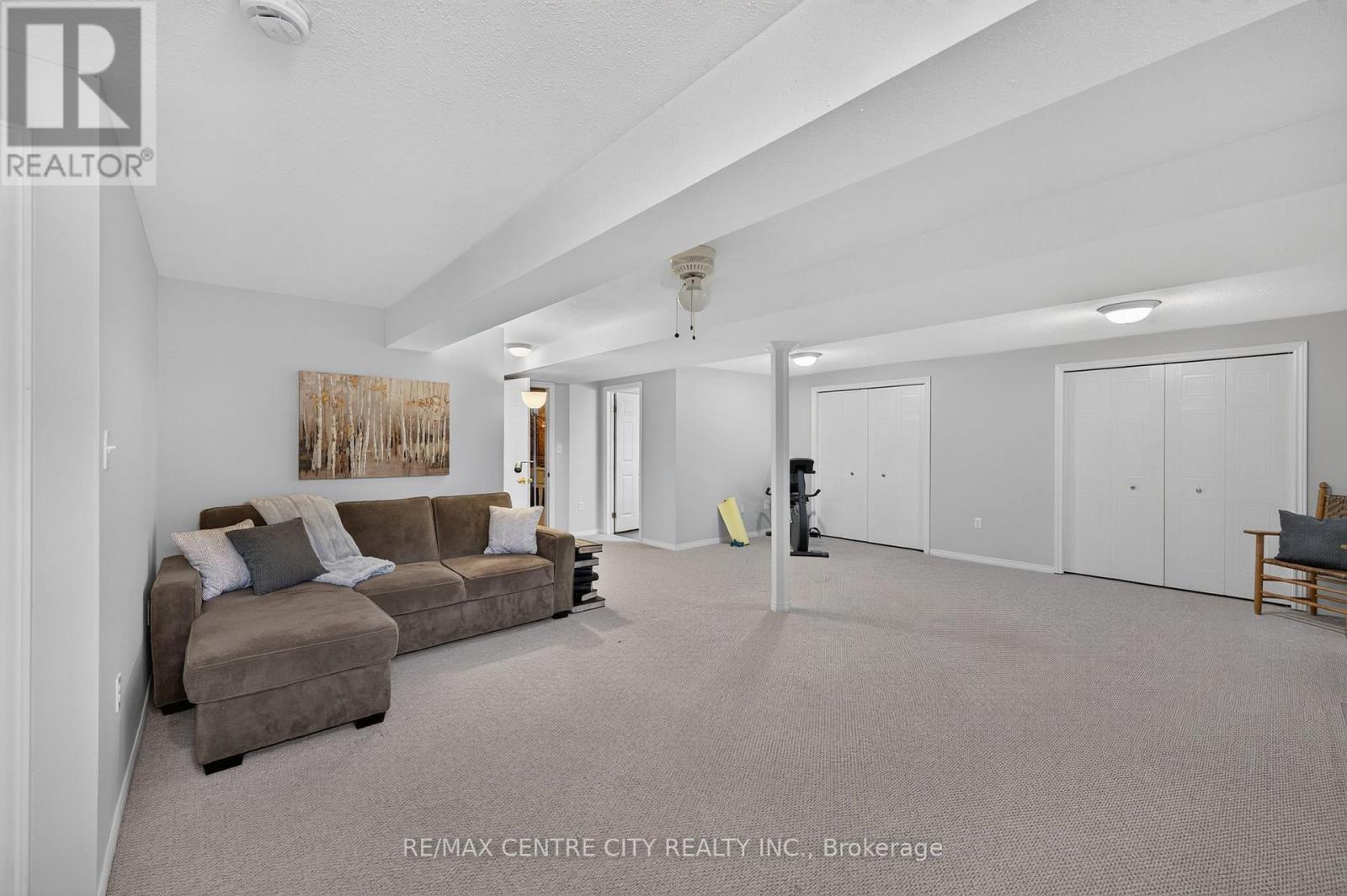 53 - 1241 Hamilton Road Property Photo 25