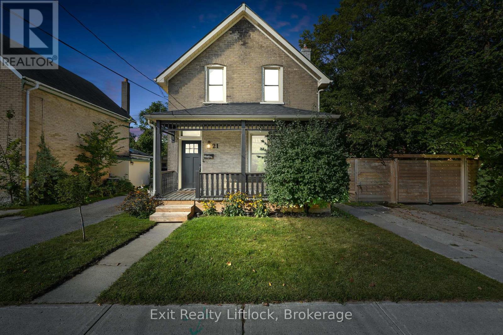 21 Aylmer Street S Property Photo 1