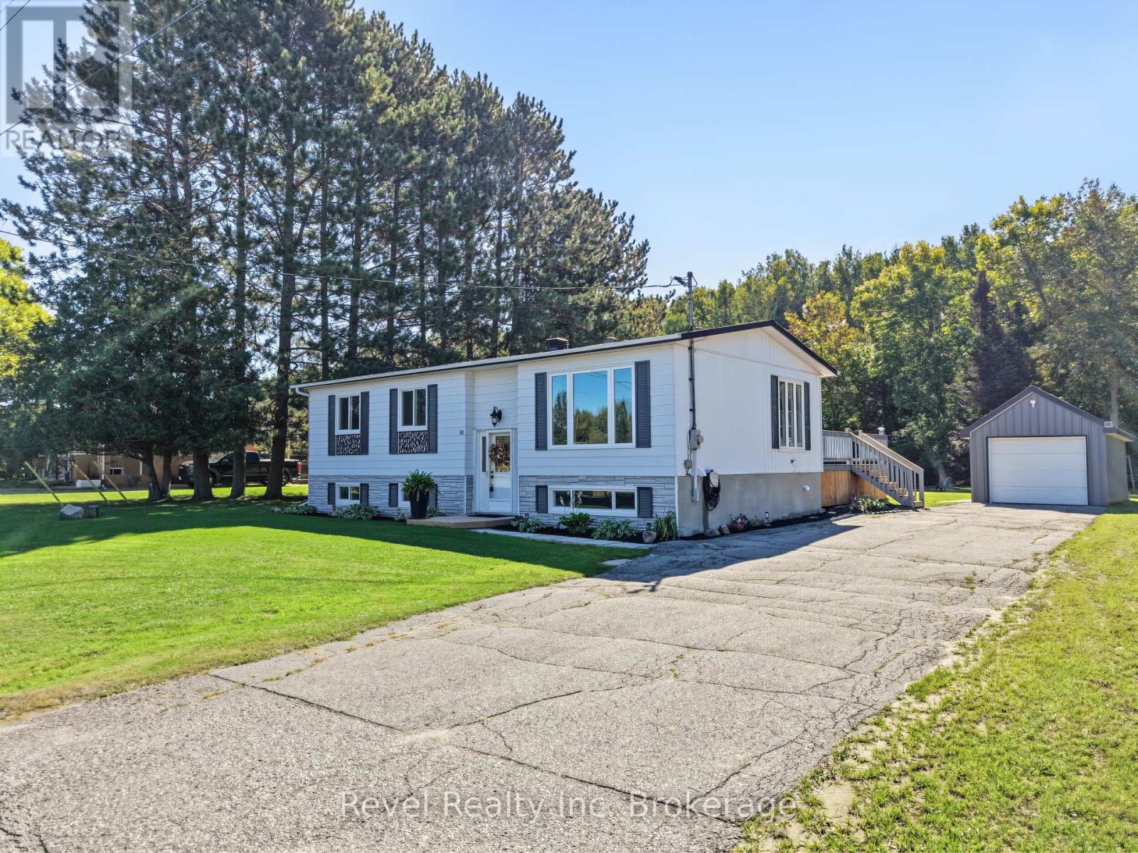 30 Maple Street Property Photo 1