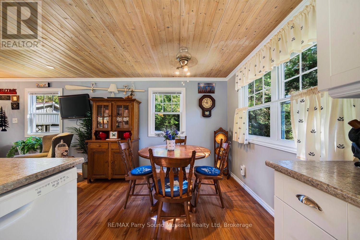 2 Robins Nest Lane Property Photo 13