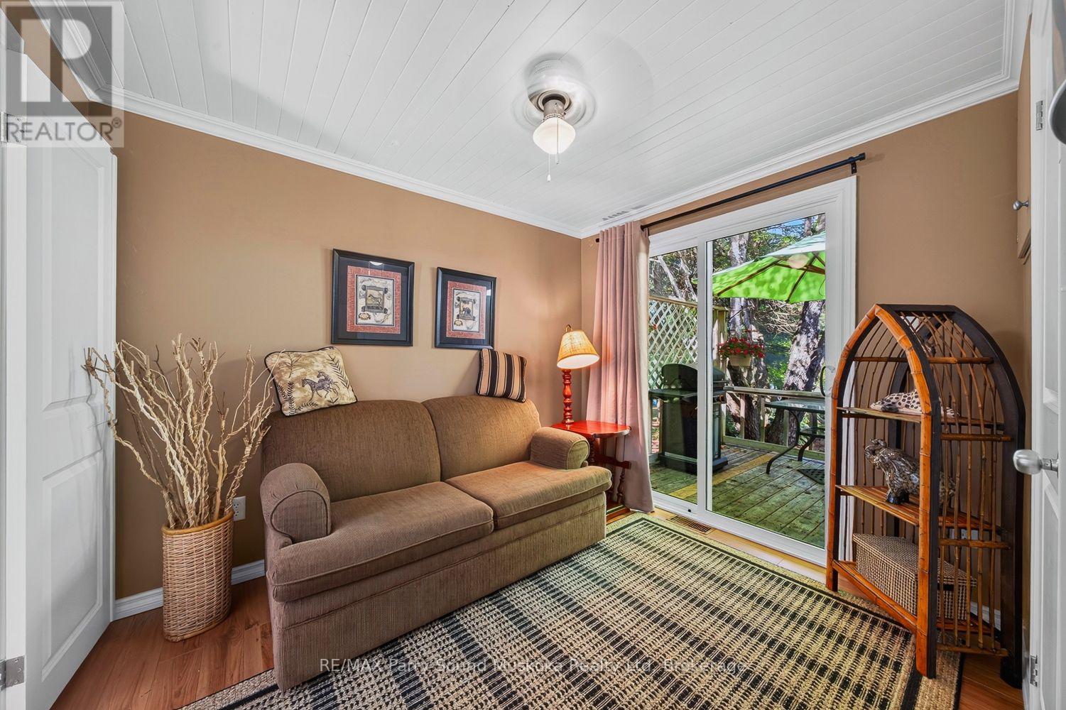 2 Robins Nest Lane Property Photo 32