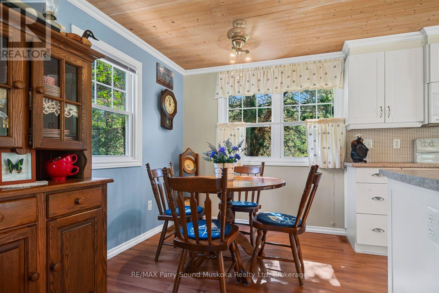 2 Robins Nest Lane Property Photo 39