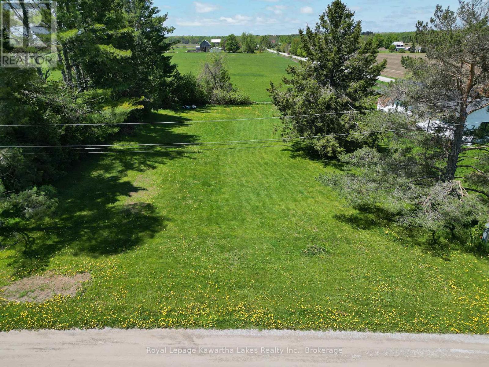 8 Fulsom Crescent Property Photo 4