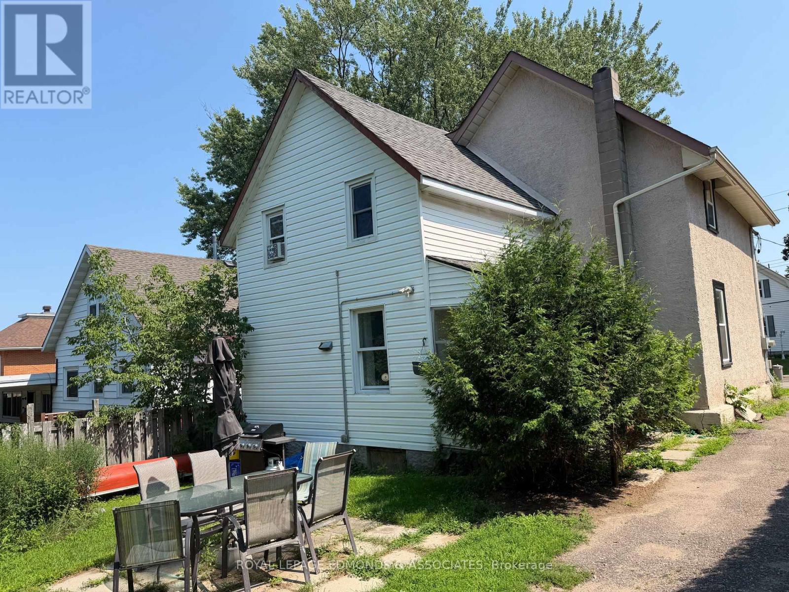 346 Trafalgar Road Property Photo 4
