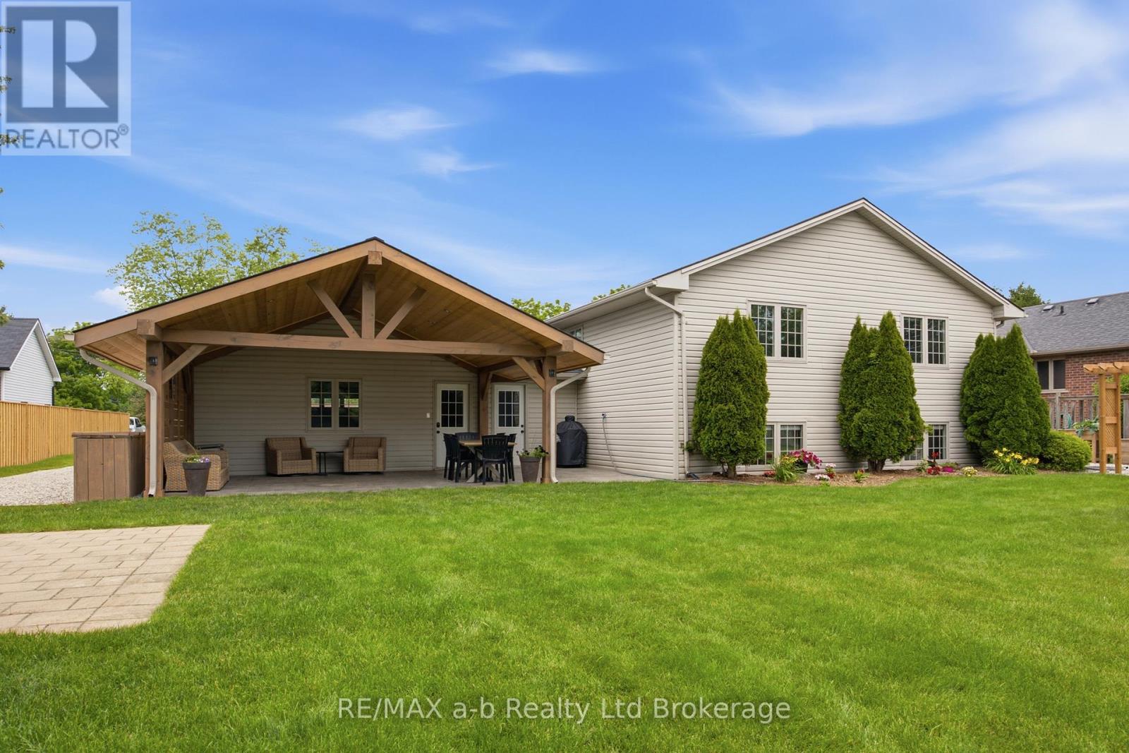 6744 Hacienda Road Property Photo 13