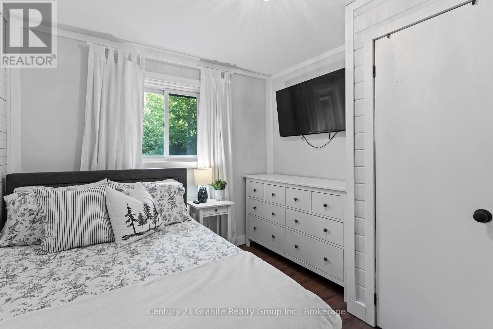 16408 35 Highway Property Photo 17