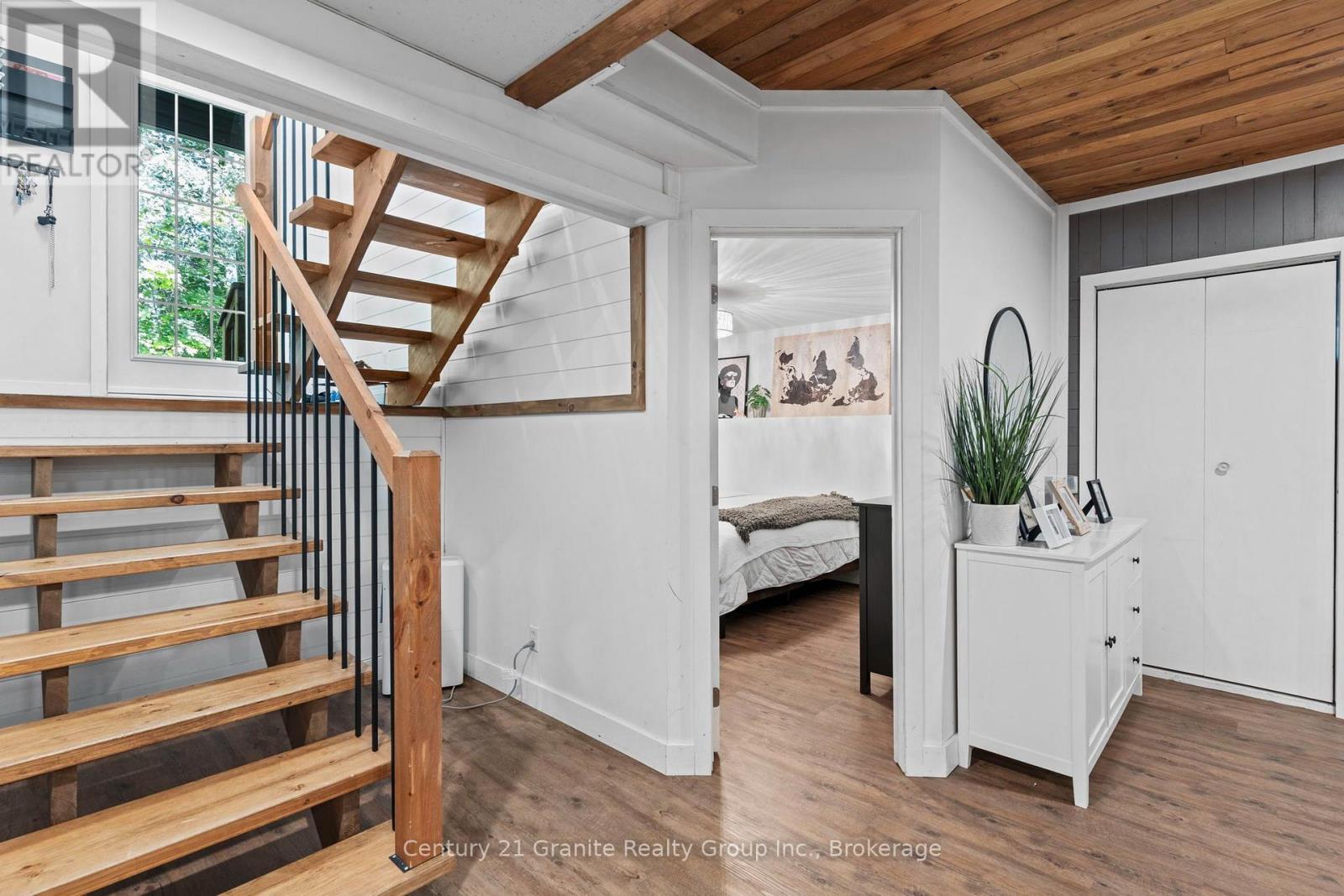 16408 35 Highway Property Photo 21