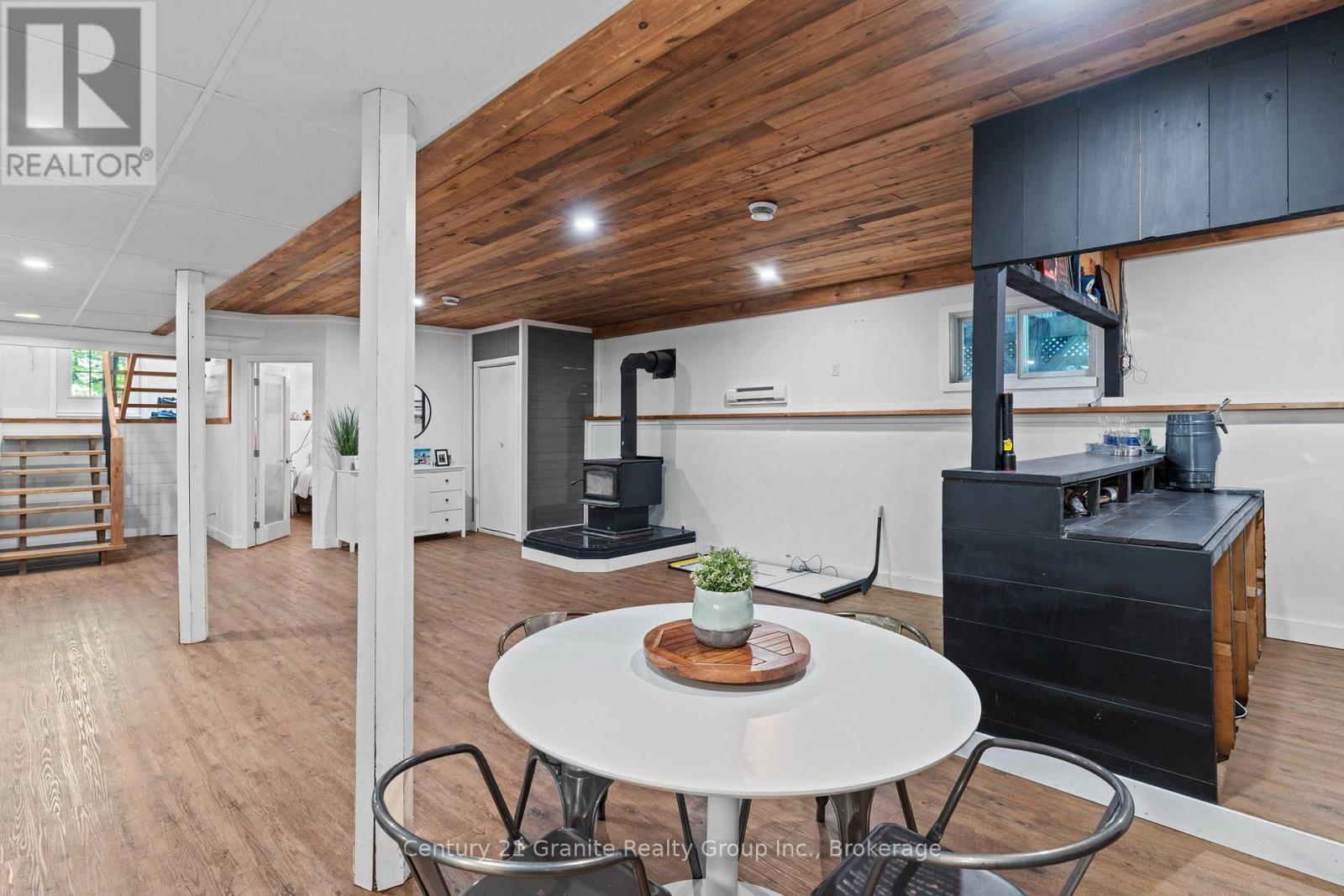 16408 35 Highway Property Photo 25